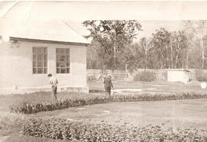 1936 год, каменная школа